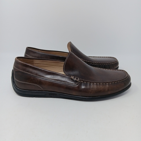 ECCO Classic Moc 2.0 Driving Loafers - Picture 5 of 9